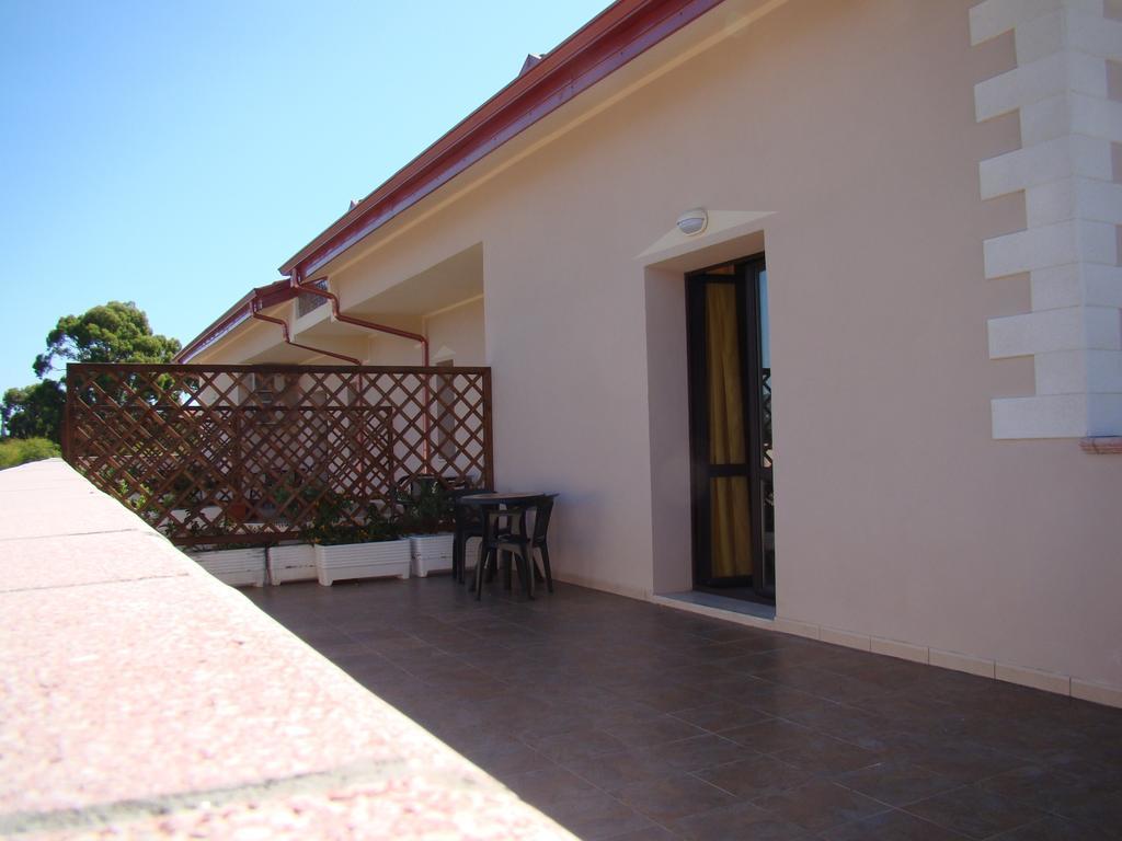 Hotel Ristorante111 Villapiana Oda fotoğraf